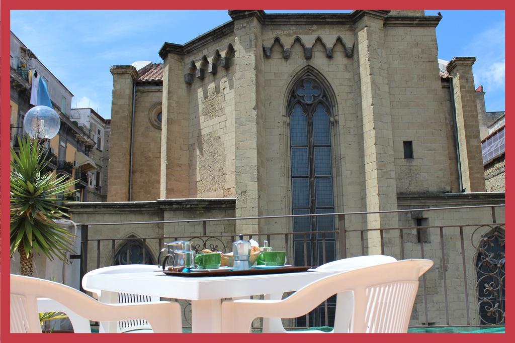 Bed & Breakfast La Storia Di Napoli